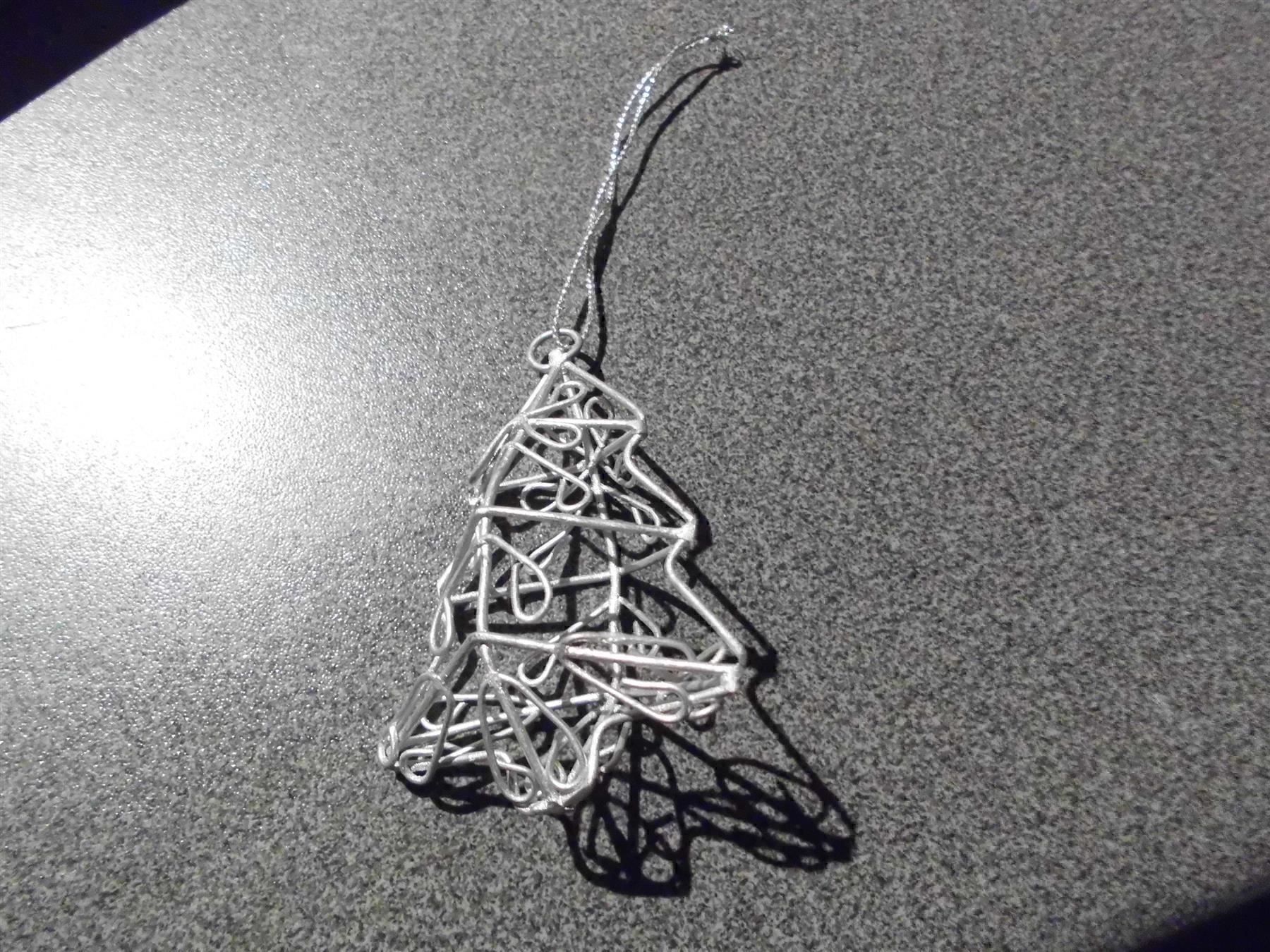Tutte le decorazioni: Tannenbaum Metall – Usato da Zürich venduto da Motzkuh