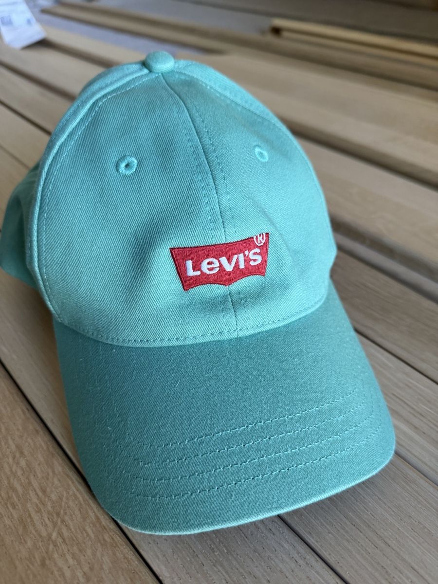 Levi's Chapeaux, bonnets & casquettes: Levi's Cap mint green color- adjustable , medium – Neuf (Voir description) à Corsier GE par Karol_save_planet