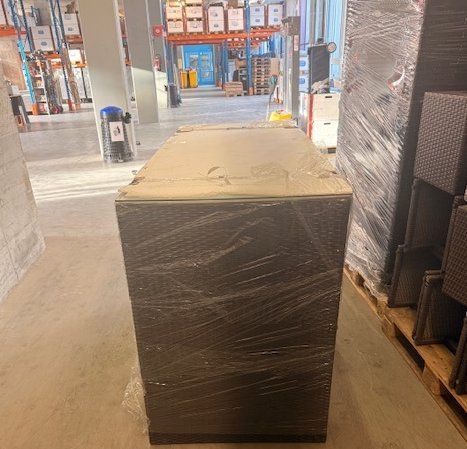 Tische: Rattan-Stehtisch / Hocker Braun – Gebraucht aus Fehraltorf von ric_2dbc 3