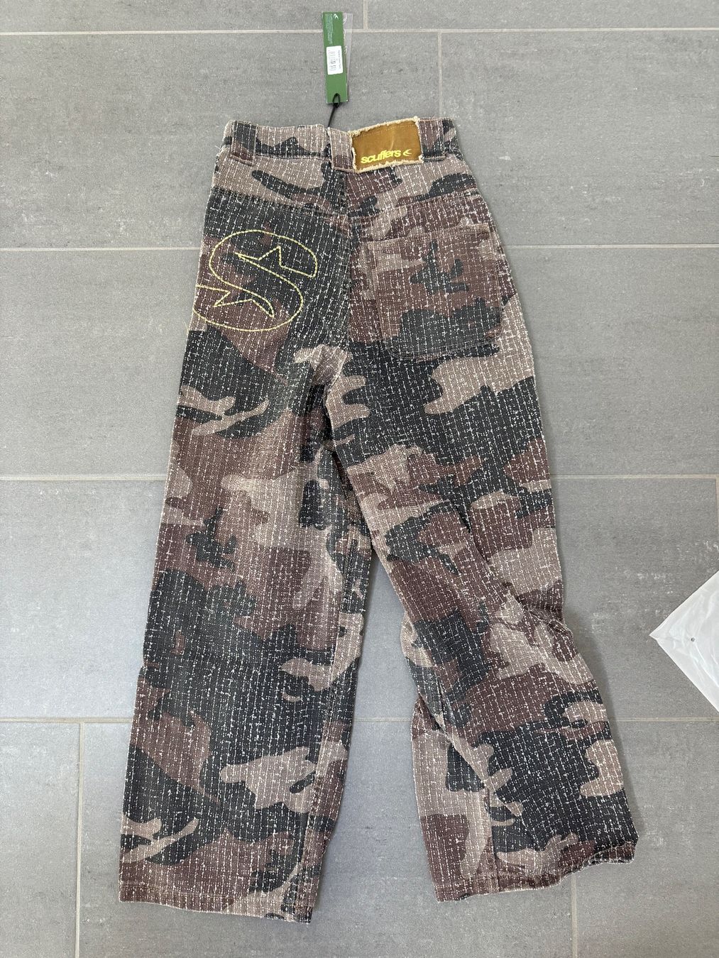 Pantalons: Scuffers hose camo – Neuf avec emballage d'origine à Wigoltingen par s.xnaa_