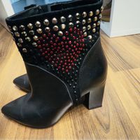 Moschino Stiefel Grösse 38