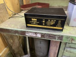 Batterieladegerät und Tester Gebraucht !