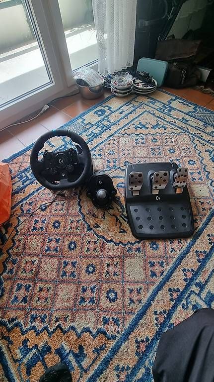 Controller: Logitech G923 mit Shifter – Gebraucht aus Unterengstringen von Elian55