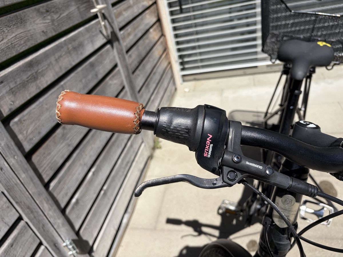 Diamant Velos: Velo Damen Diamant 247 Schwarz – Gebraucht aus Winterthur von ser_mtp6 3