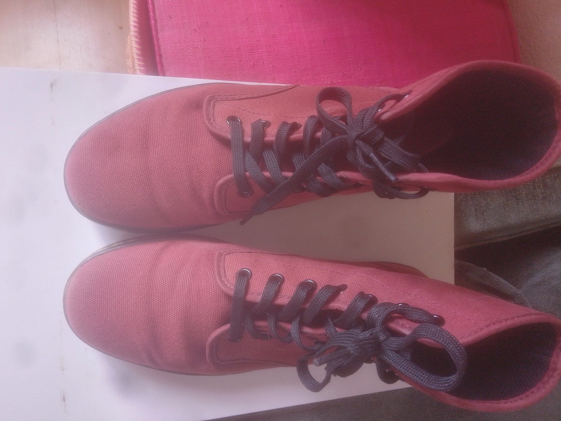 Dr. Martens Damenschuhe: Dr. Martens Air Wair 41 – Gebraucht aus Fribourg von mar_z757