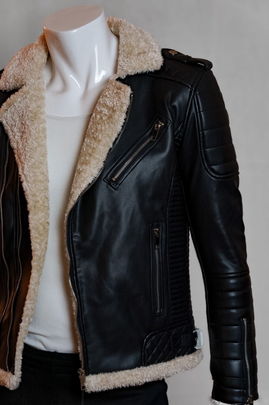 Giacche: Frilivin Lederjacke – Usato da Ennetbürgen venduto da jla_kh29 4