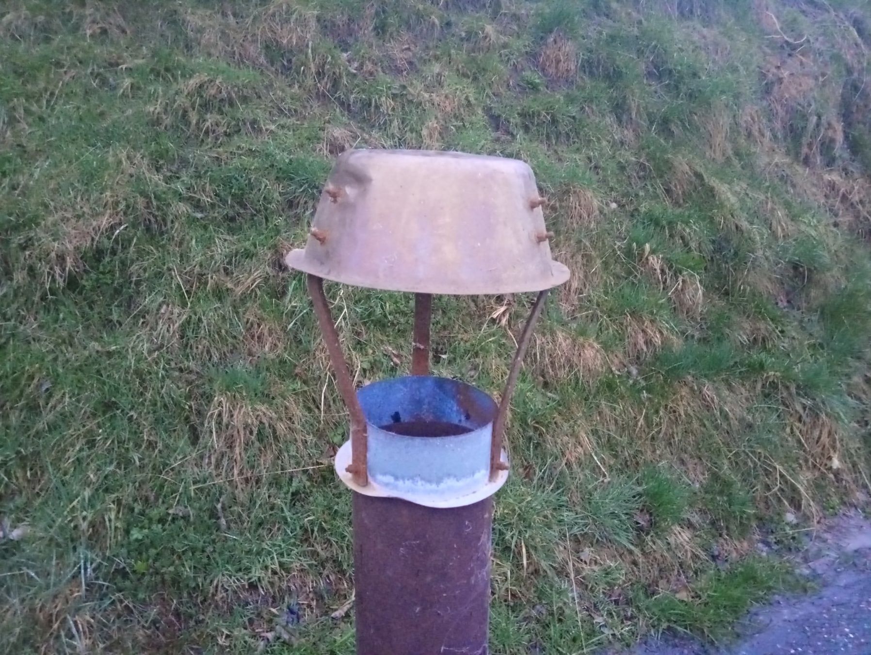 Cheminée: Rauchabzughaube, Kamin, Gartengrill – Gebraucht aus Hüswil von  8