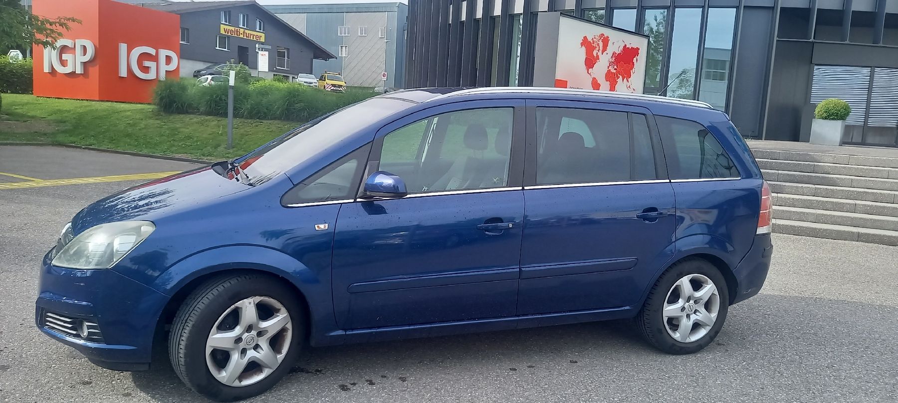 Servizi & Riparazioni: Auto zu vermieten 7plätzer  – Usato da Bazenheid venduto da Kettler2014 1