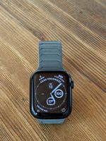 Apple Watch Series 9 45mm GPS +Cellular