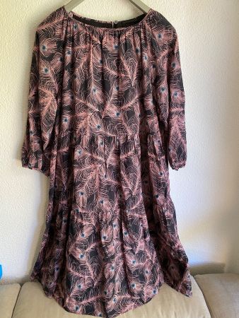 Sommerliches Midikleid von Drykorn, Grösse 40, neuwertig