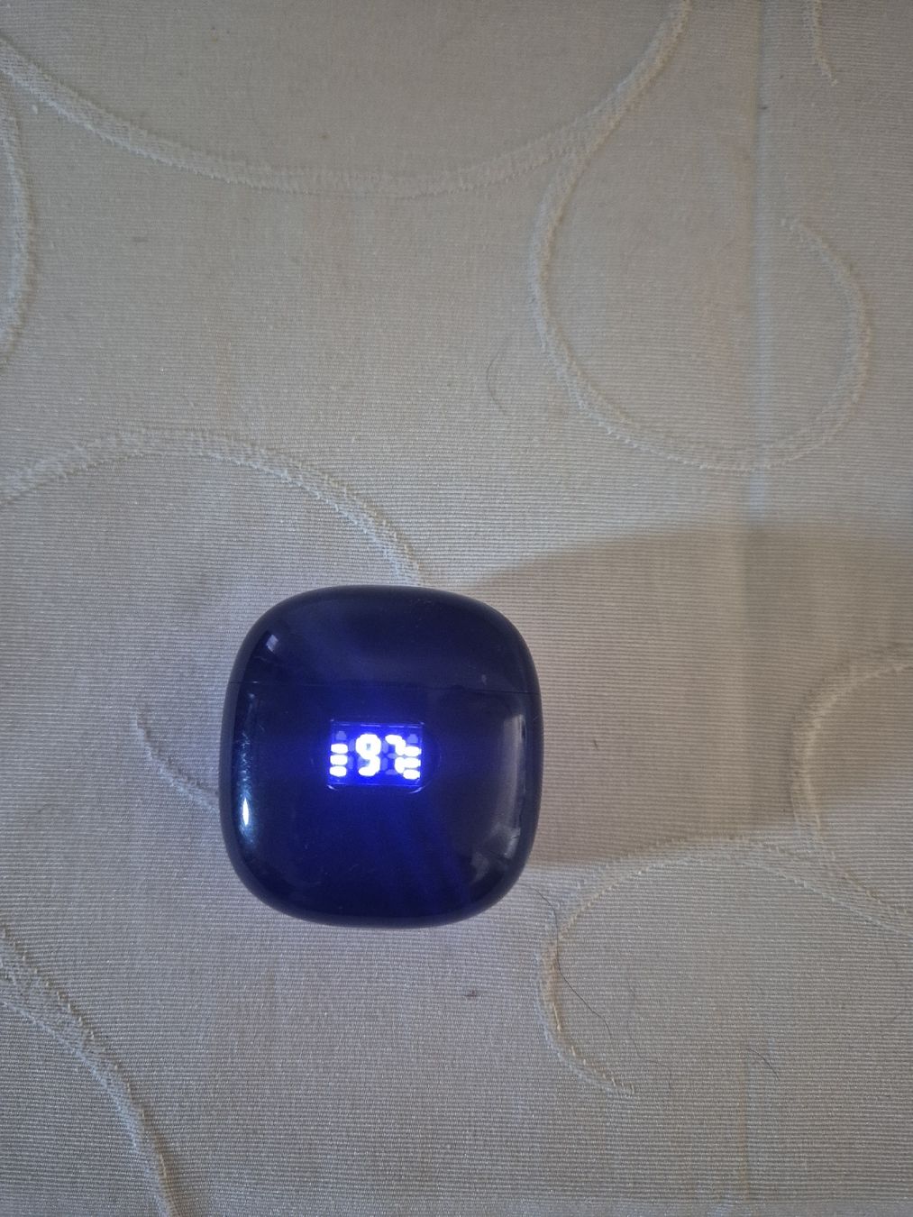 Cuffie: Air Pods – Usato da Hörhausen venduto da Nuage81 3