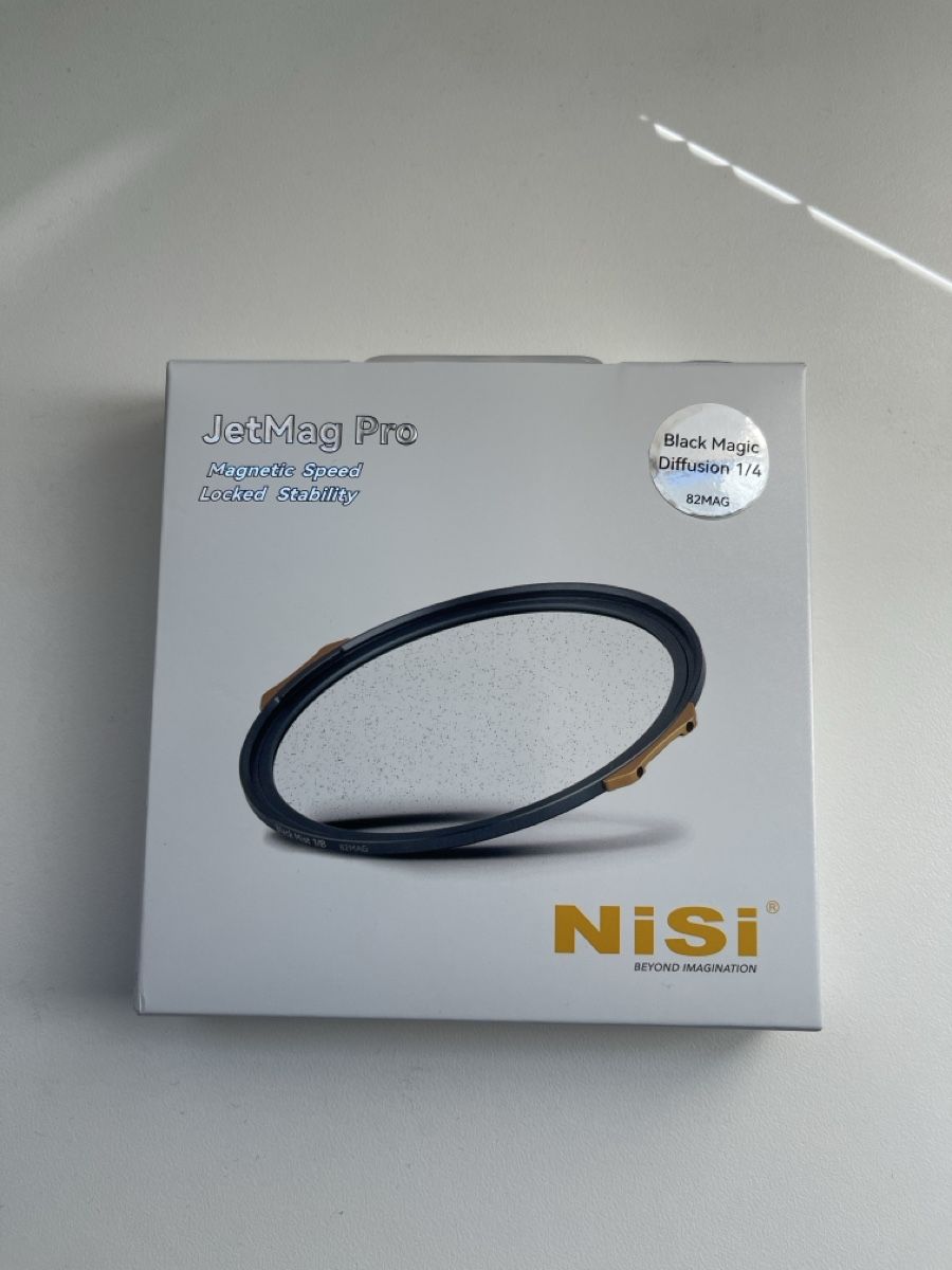 Nisi Filtri: Nisi Jet Mag Pro Black Magic Diffusion 1/4 82mm – Nuovo e nell'imballaggio originale da Rüti ZH venduto da Silvan_Pawli