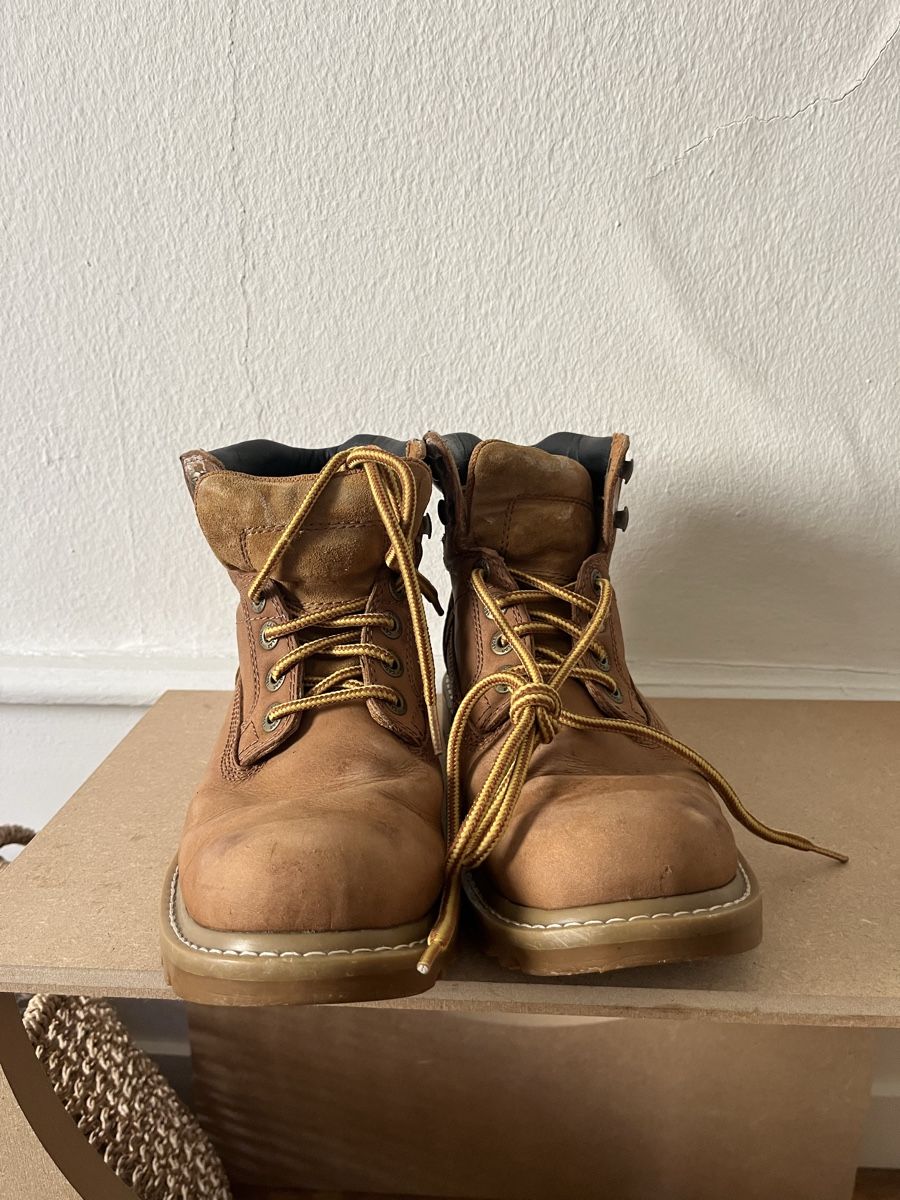 Caterpillar Herrenschuhe: chaussures Caterpillar taille 39 – Gebraucht aus La Chaux-de-Fonds von vert_j 2