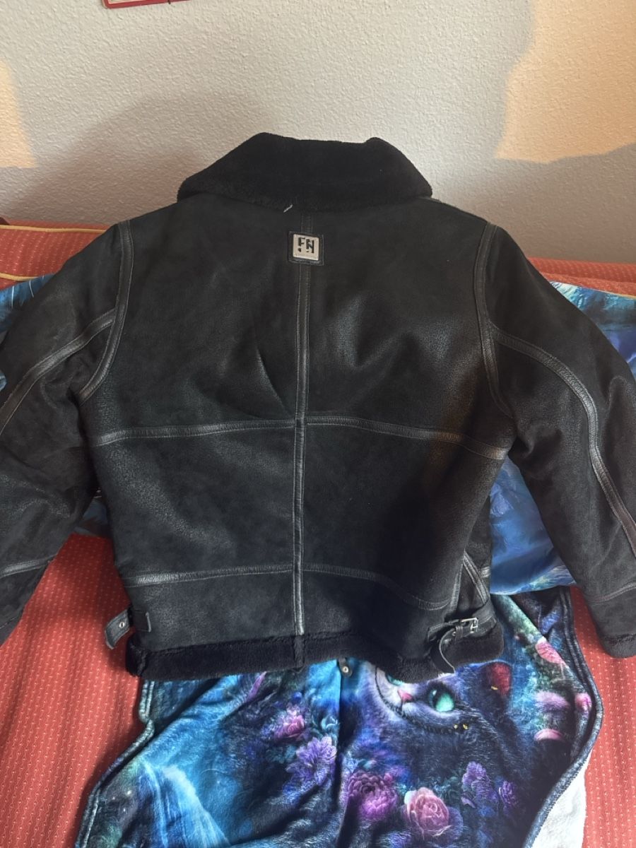 Giacche: Echtleder Damen Jacke – Usato da Stans venduto da LingLingho 1