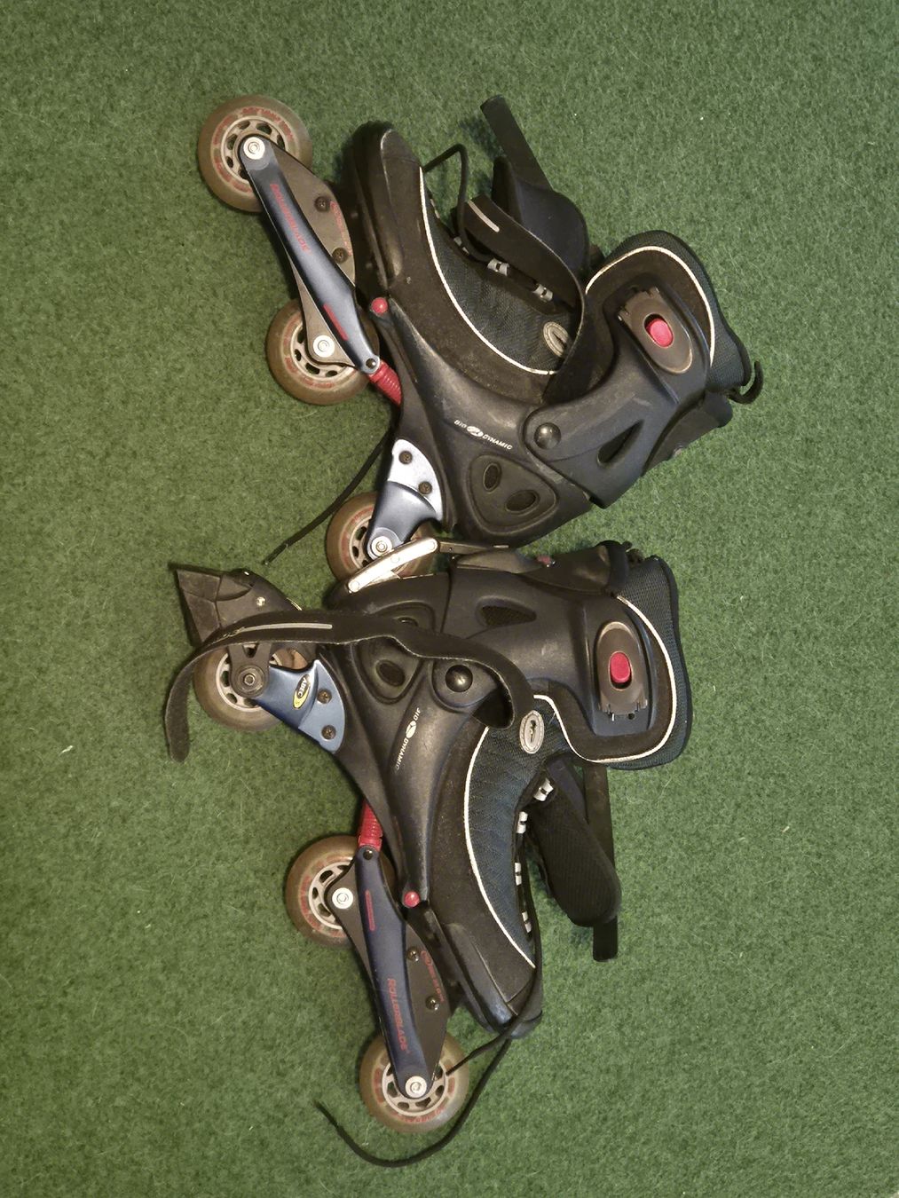 Inline-Skating & Rollschuhe: Rollerblade Inline Skates Grösse 42.5 -  Gebraucht – Gebraucht aus Egolzwil von Regle8