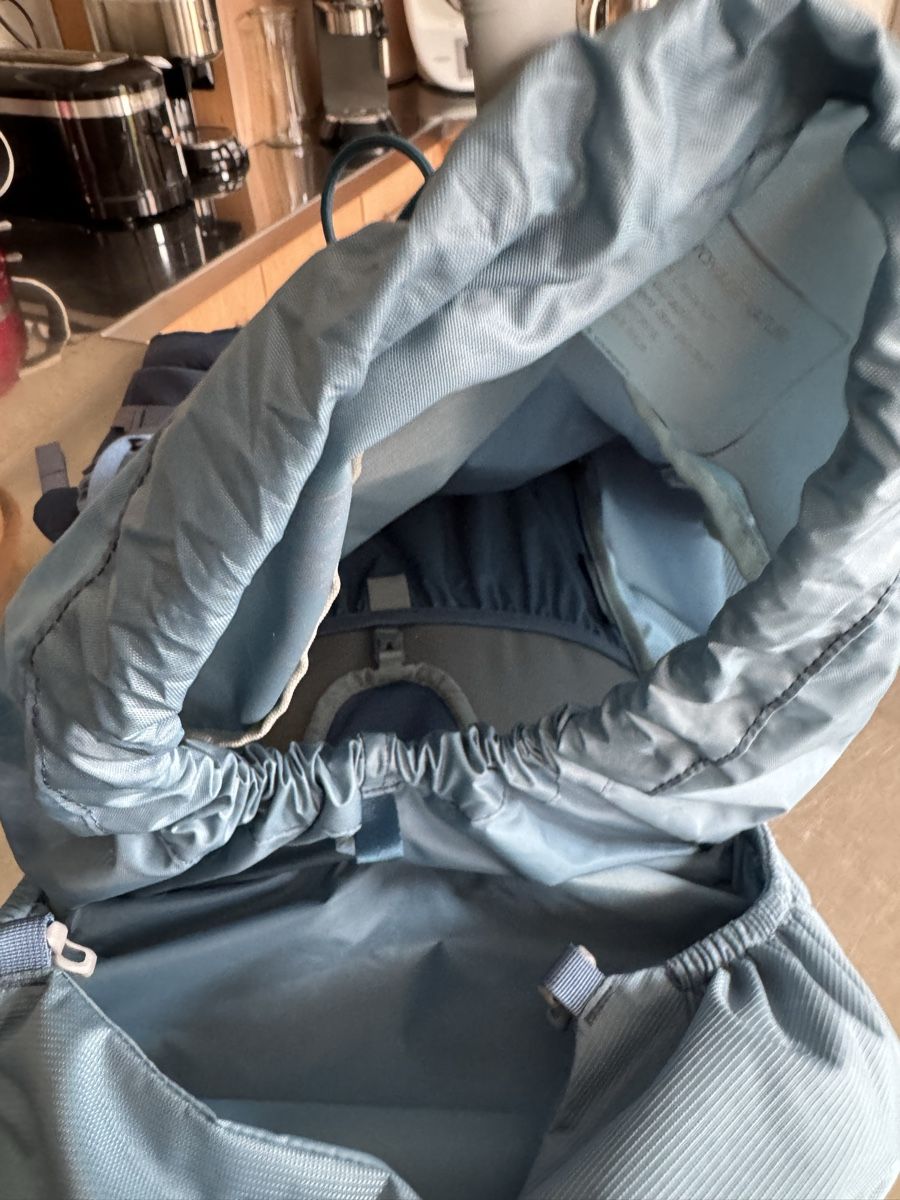 Osprey Kindertaschen: Kinderrucksack Osprey, Grösse: 38l – Gebraucht aus Buch am Irchel von Fly_Eagle 3