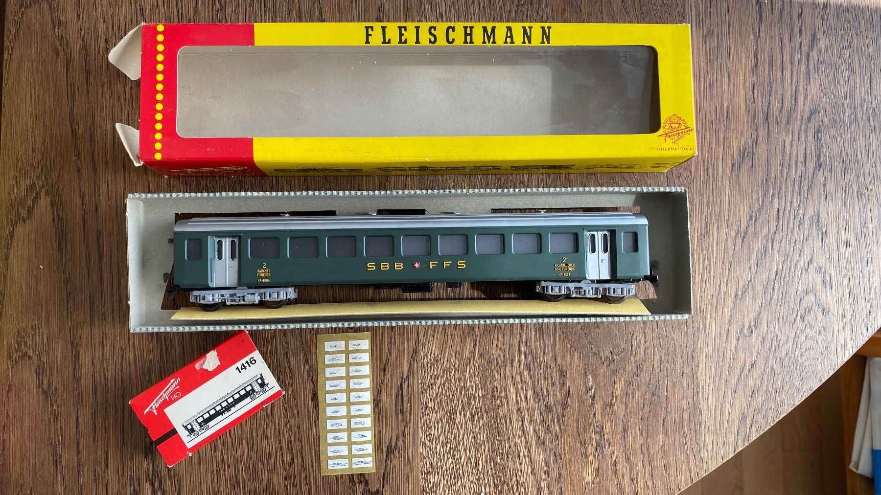Fleischmann Modellini di ferrovie: Fleischmann 1416 Personenwagen 2. Klasse – Usato da Glattpark (Opfikon) venduto da anywaya23 6