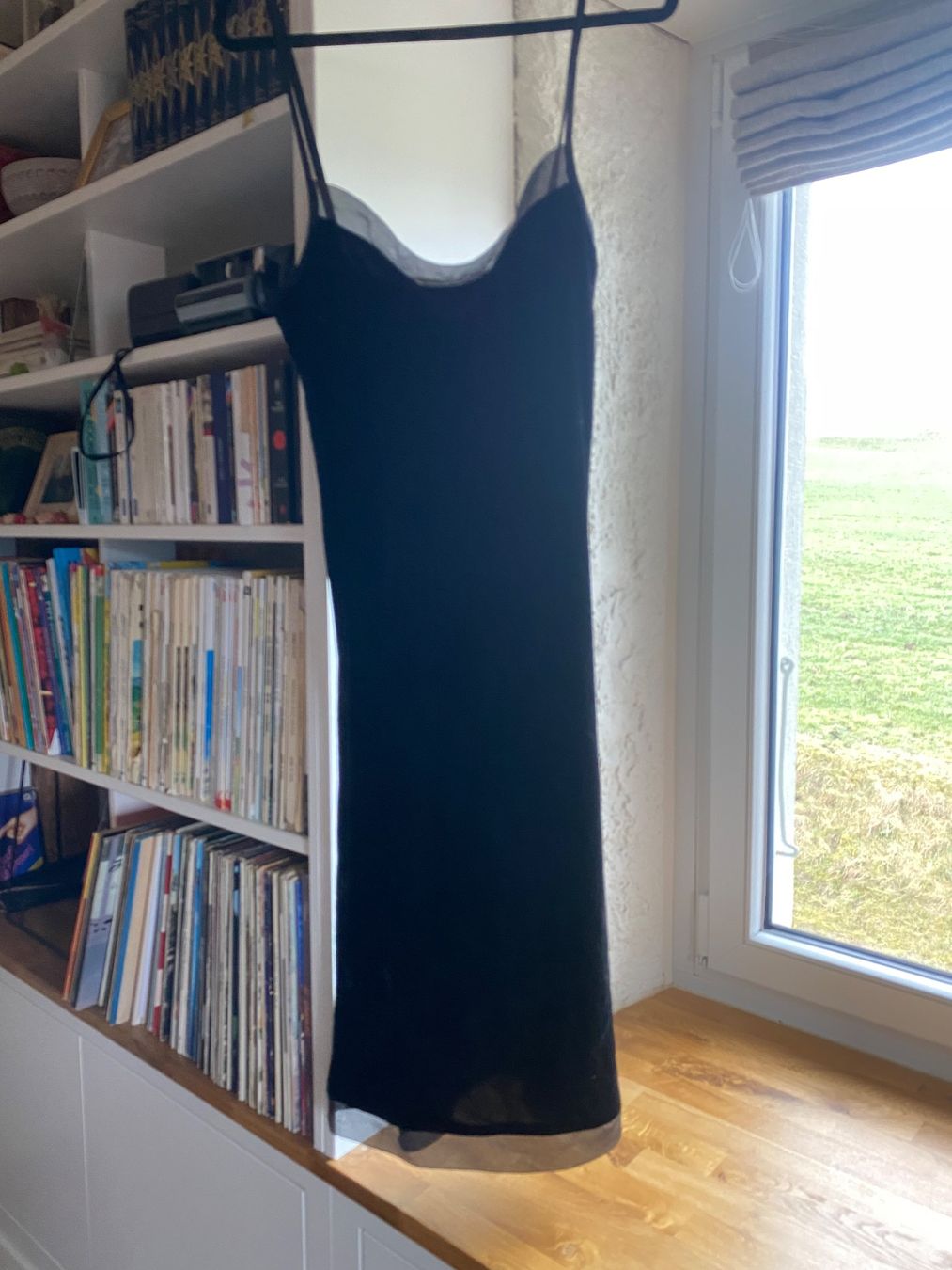C&A Kleider: Black Velvet 90's Dress/ ROBE – Gebraucht aus pont-la-ville von dia_tt5h 1