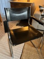 1 Freischwinger Stuhl schwarz Leder Chrom guter Zustand