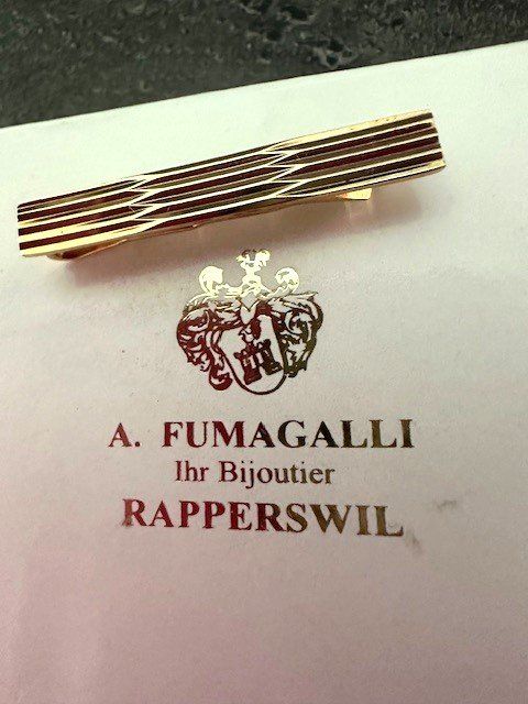 Spille & Fermagli: KrAvAttennAdeL – Usato da Winkel venduto da zeho 4