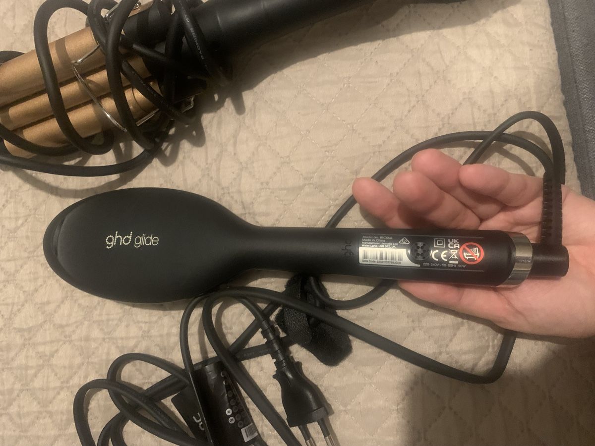 GHD Piastre & Arricciacapelli: Set da 2 Ghd Glide e arricciacapelli per capelli, usato – Usato da Epalinges venduto da MyVintageWorld 2