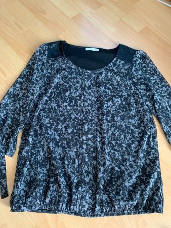Jolie blouse Armand Thiery taille 4 - 42-44