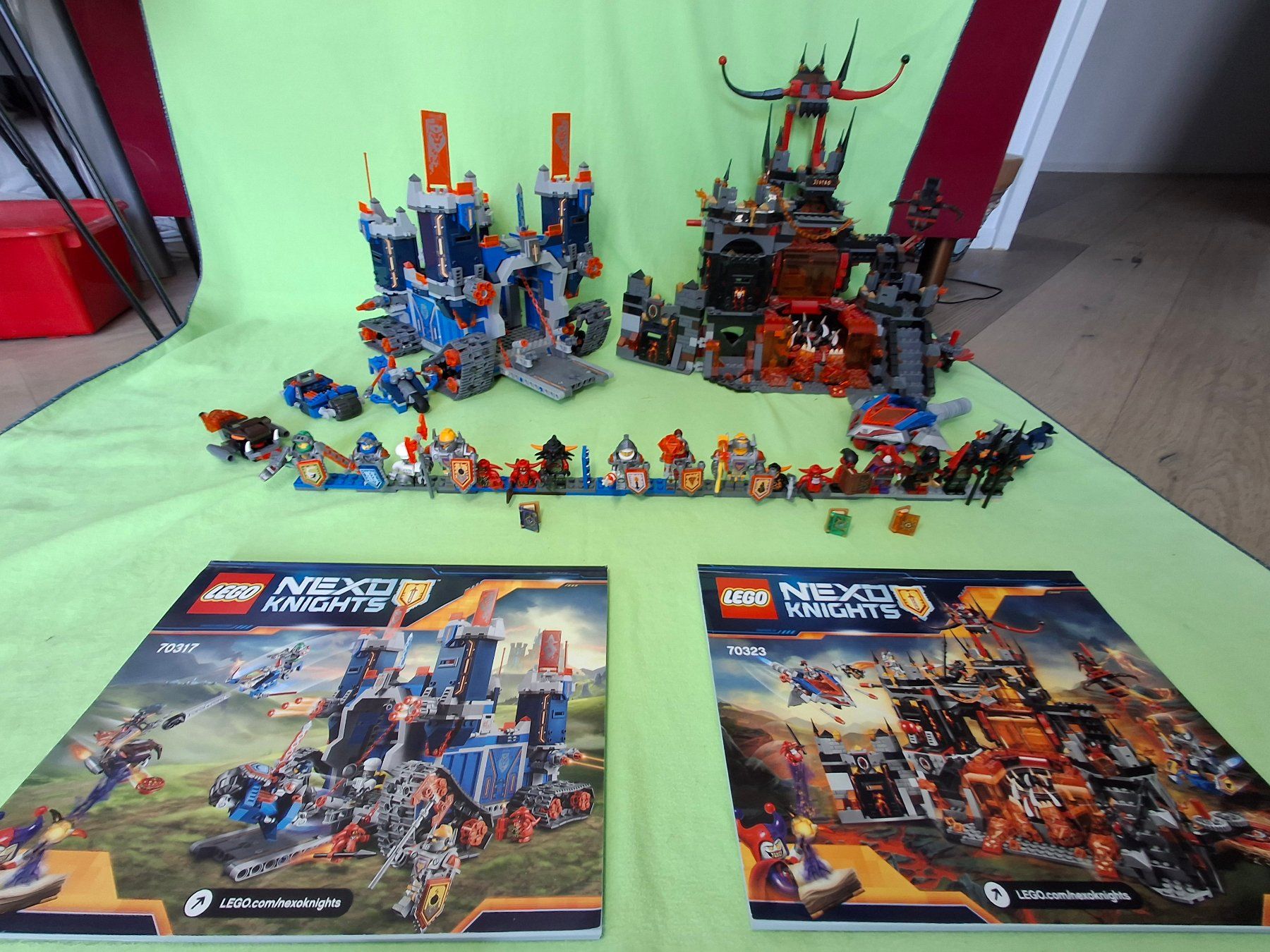 Lego Spielzeuge: Lego Nexo Knights 70323+70317 – Gebraucht aus Grenilles von pattes-blanches