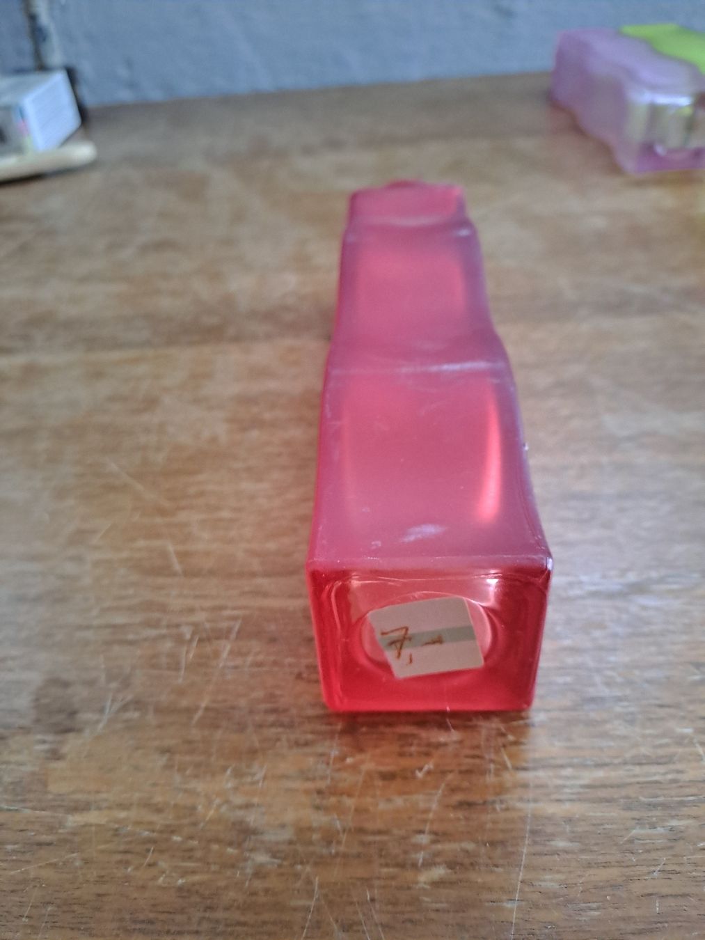 Vase & Récipients: Rote Vase geschwungene Form Glas schmaler Hals – D'occasion à Zürich par Schoebi19 4