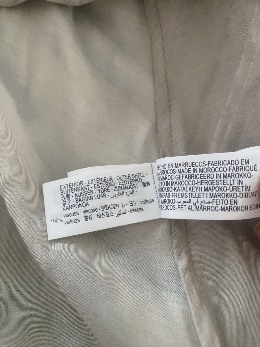 Zara Vestiti: Zara robe neuf taille XL – Nuovo e nell'imballaggio originale da Brügg BE venduto da nou_8ht9 5
