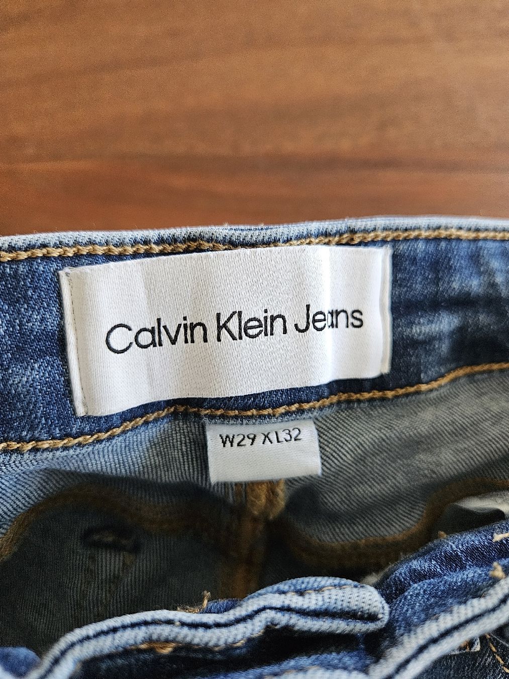 Calvin Klein Jeans: Calvin Klein Jeans Grösse 29/32 – Nuovo (secondo la descrizione) da Wattwil venduto da Belinda98 2