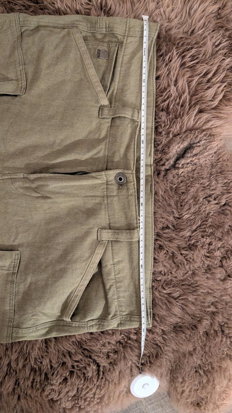 G-Star Pantaloni: G-Star Raw grewn Cargo Pants, Size 38 – Usato da Vevey venduto da dal_2m29 2