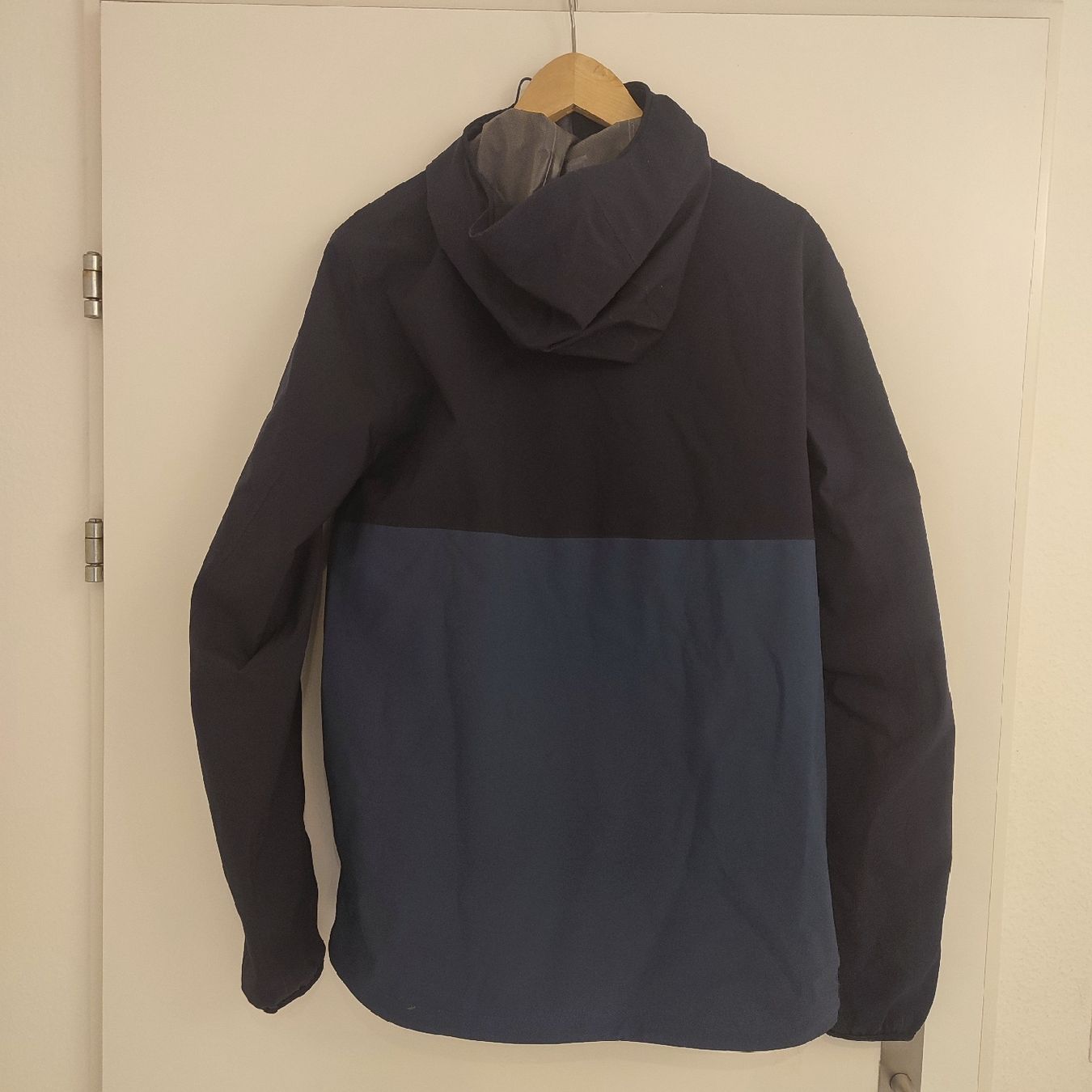 Decathlon Vestes: Herren Regenjacke Decathlon, Gr. L – D'occasion à Unterägeri par Kudu25 1