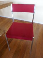 1 Roter Stuhl Girsberger Modell