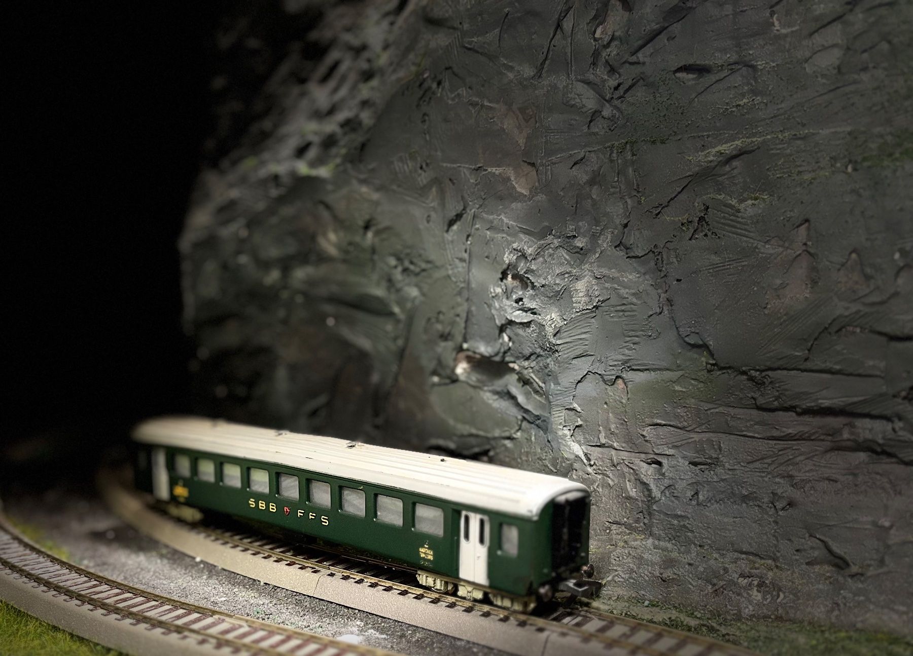 Fleischmann Modellini di ferrovie: Fleischmann SBB Personenwagen – Usato da Grenchen venduto da Agodi