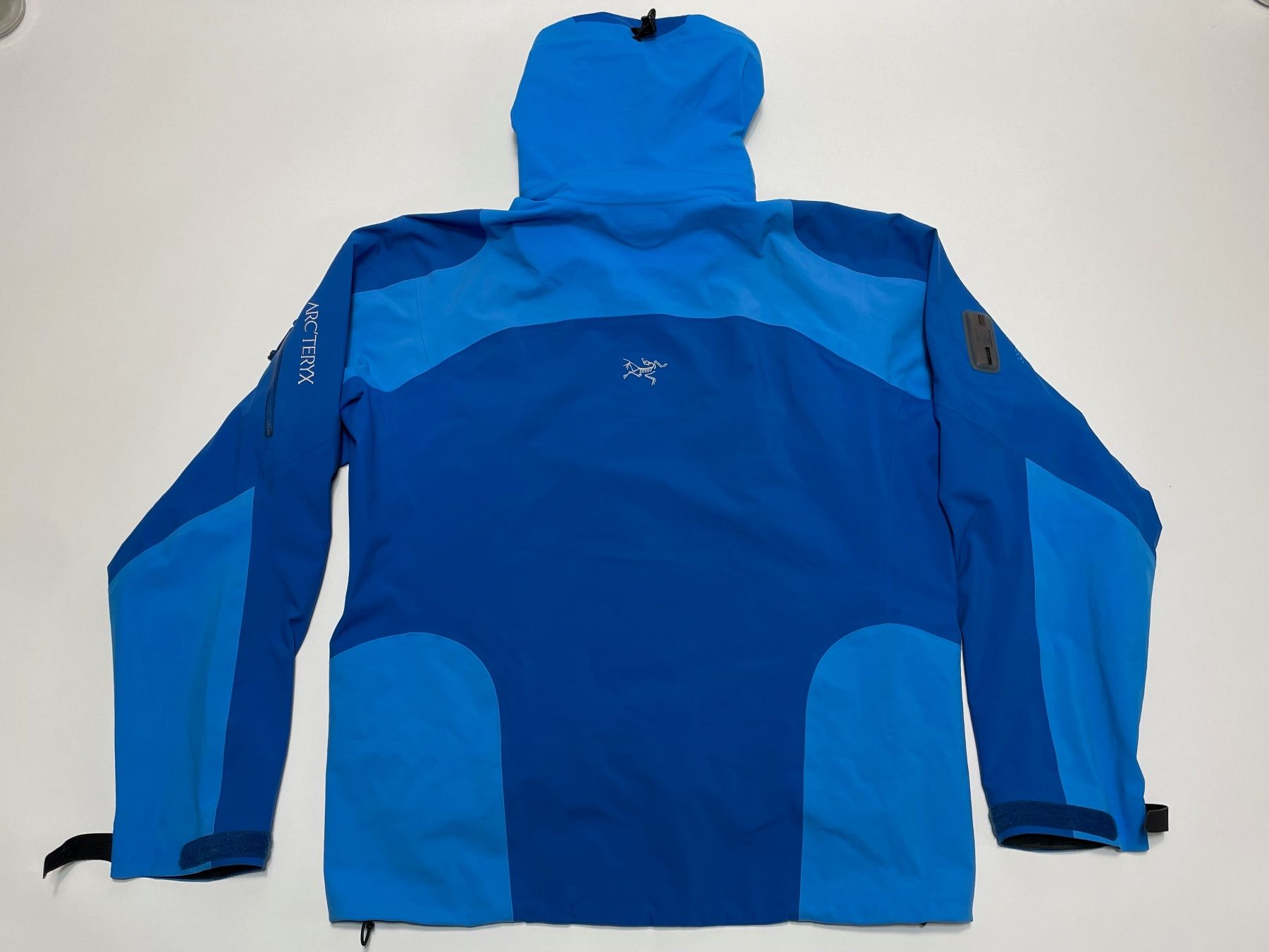 Arcteryx Giacche: Arc'tery Jacket Beta AR Sz S – Usato da Zürich venduto da le_souk 2