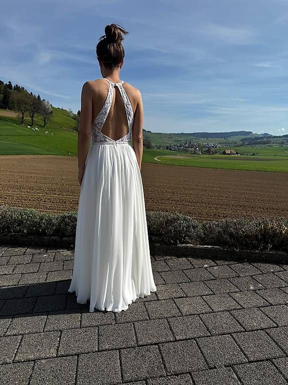 Vestiti: Brautkleid – Usato da Liebefeld venduto da Rusgus 2