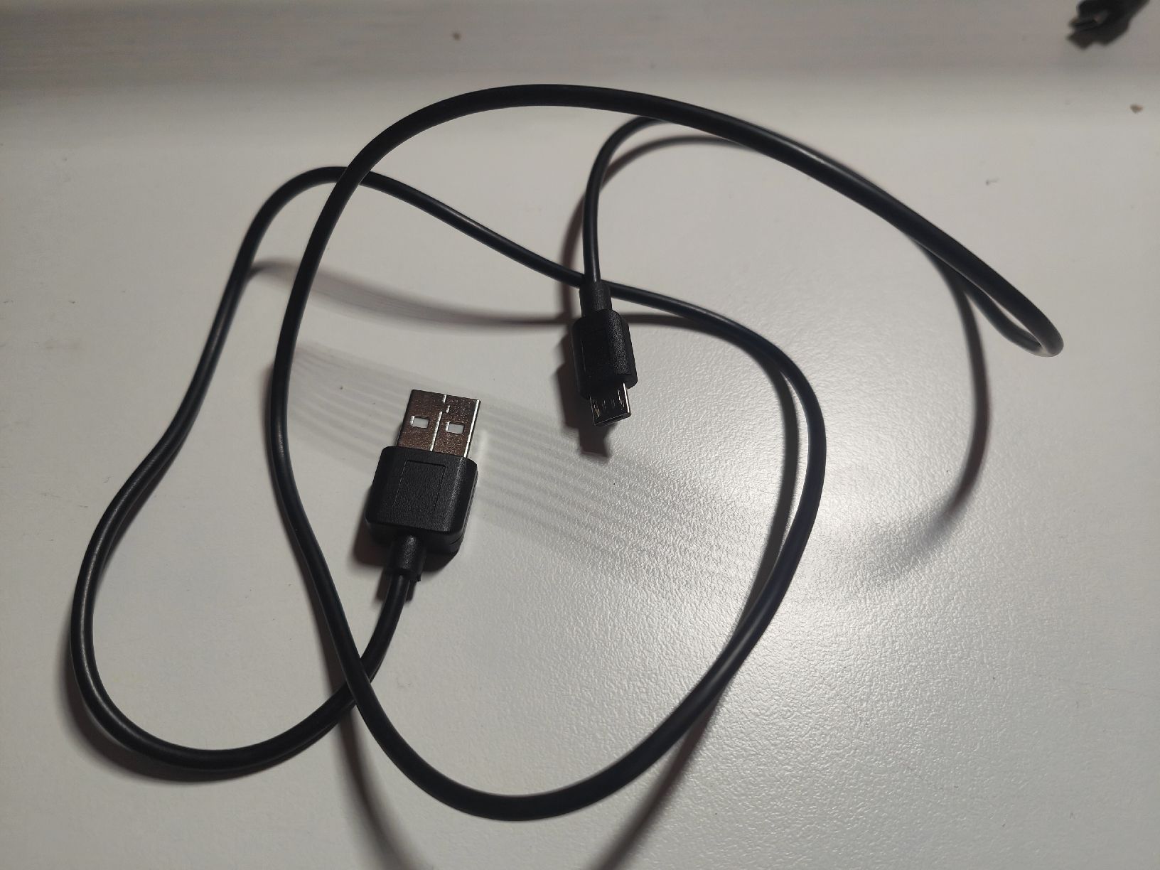 Cavi: USB-Kabel, Micro-USB, USB 2.0, Schwarz, Top Zustand – Usato da Ebikon venduto da shadow_of_seth 1