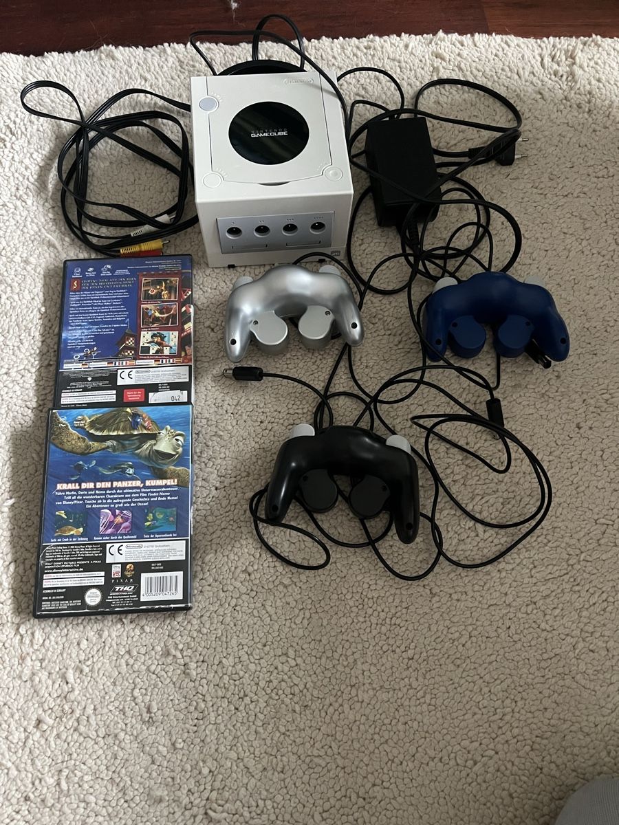 Nintendo Console: Gamecube Konsole Pearl White - 3 Controller - 2 Spiele – Usato da Baden venduto da tob_t8gw 1