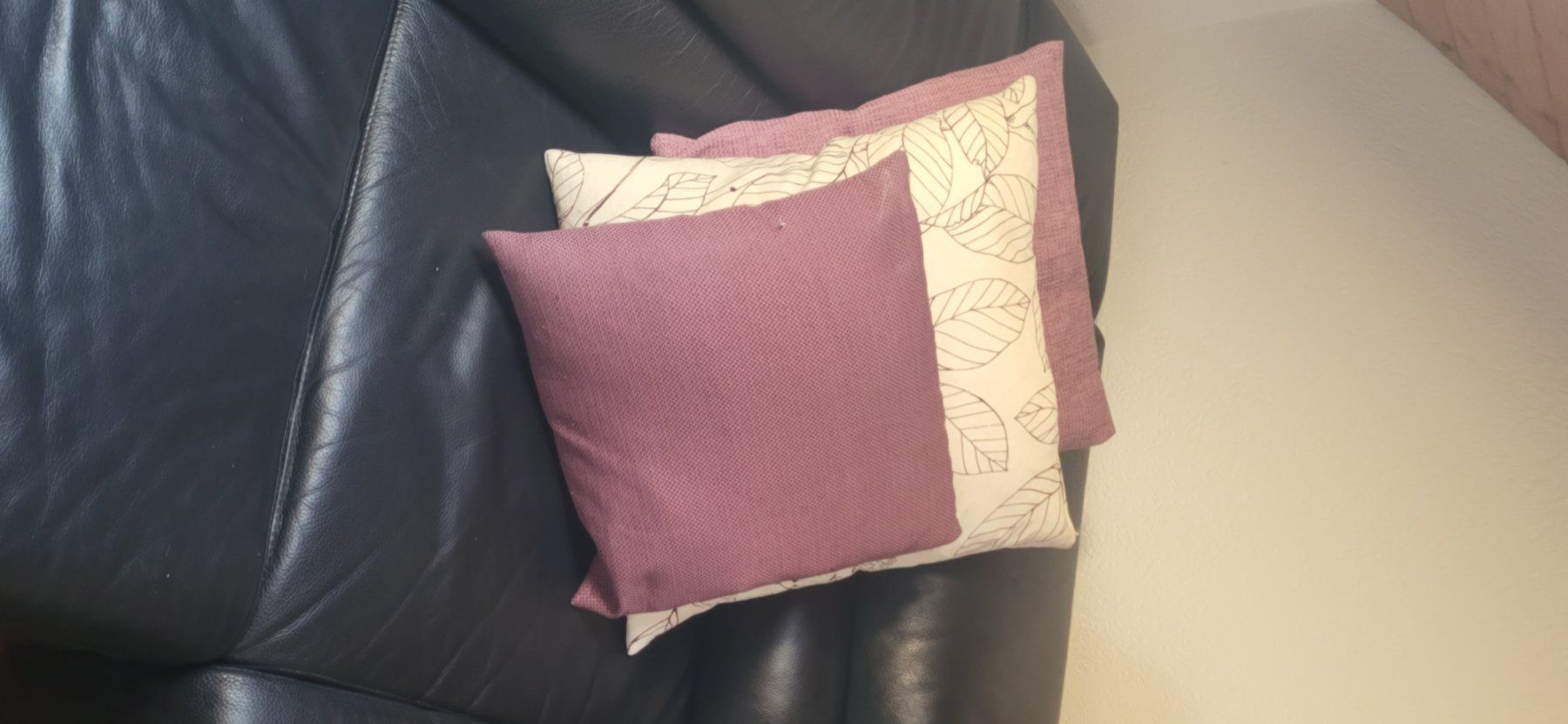 Divani: Sofa aus Leder mit Tisch – Usato da Berg TG venduto da Saratoga1972 5