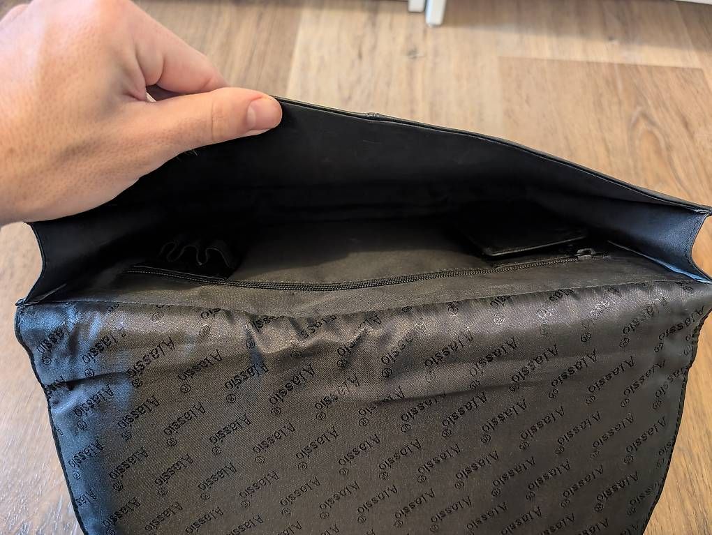 Koffer & Taschen: Ledermappe Ledertasche und Lederblock. Beruf Bewerbung – Gebraucht aus Hünenberg See von Klaus91 4
