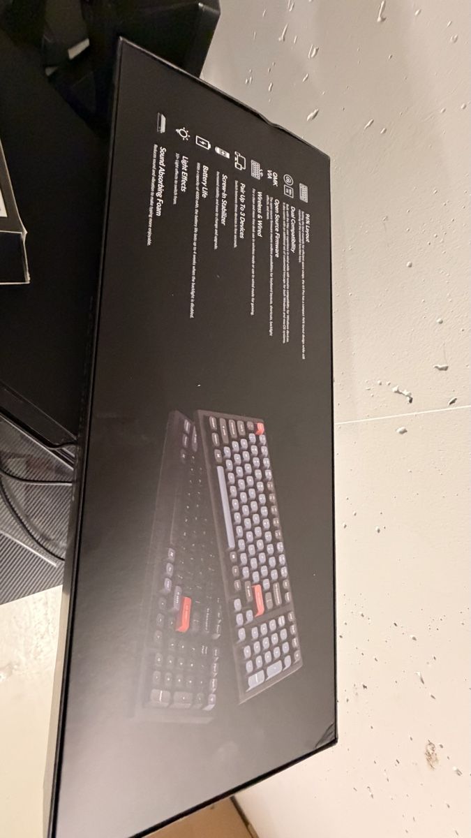 Giochi: Keychron K4 Pro + Lemokey G2  set  – Nuovo (secondo la descrizione) da Genève venduto da val_rp9x 2