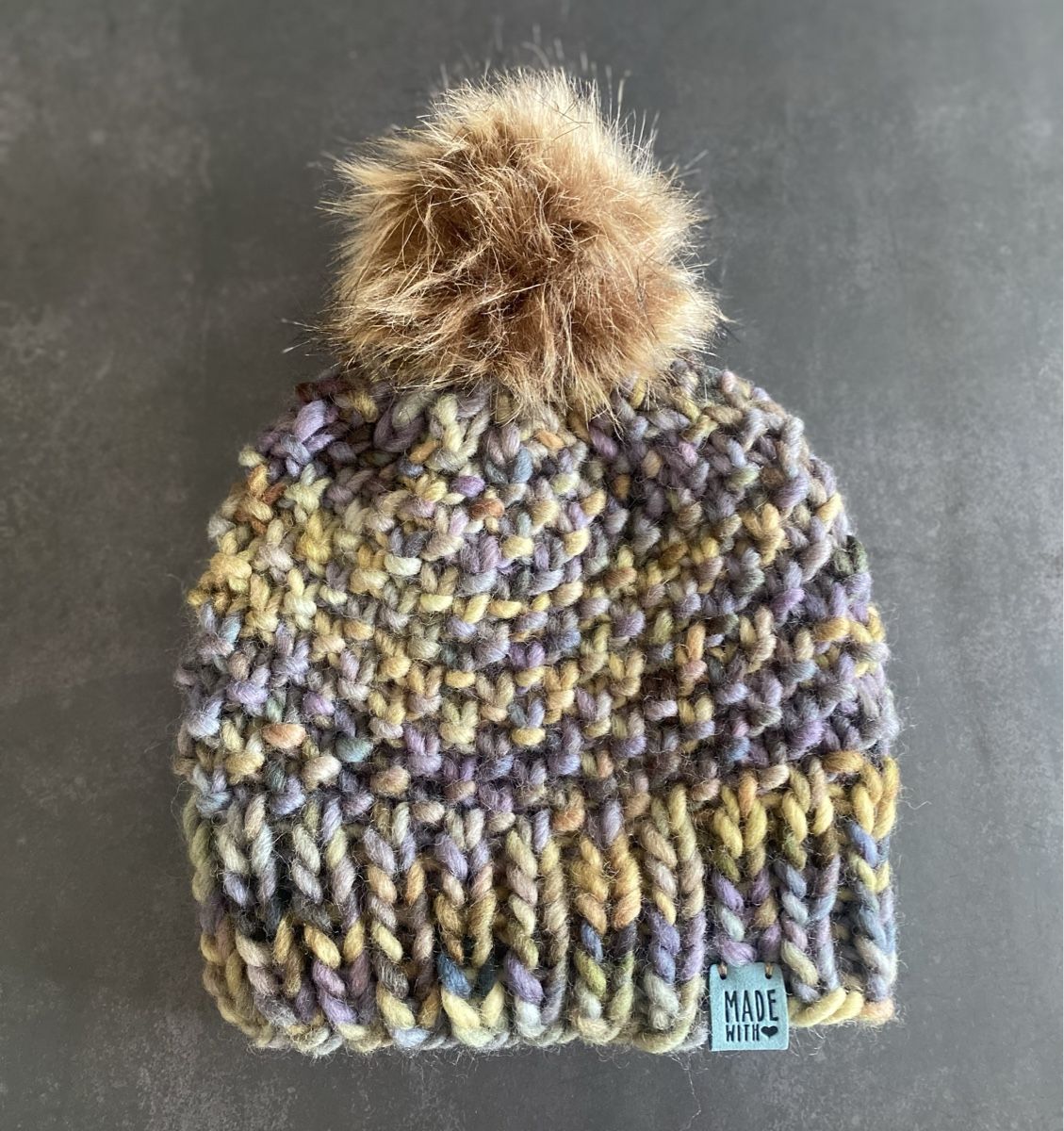 Copricapi, berretti & cappellini: Bonnet neuf 100% laine – Nuovo e nell'imballaggio originale da Randogne venduto da BonnieG 1