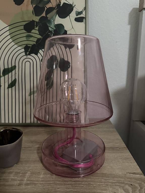 Lampes: 2  Lampe de table Fatboy Transloetje rose transparent – D'occasion à Biel/Bienne par sou_t9dm