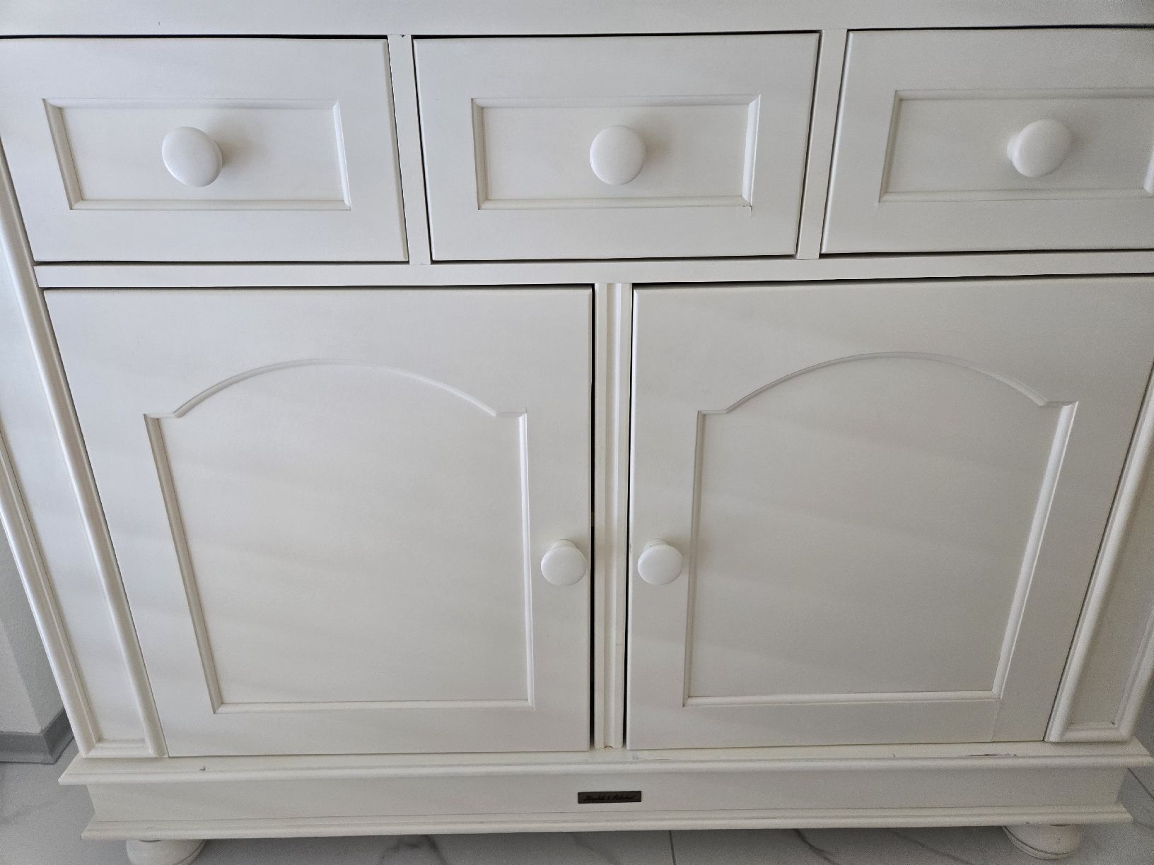 Cassettiere: Théophile et Patachou Antique Commode – Usato da Le Landeron venduto da Plushka 1