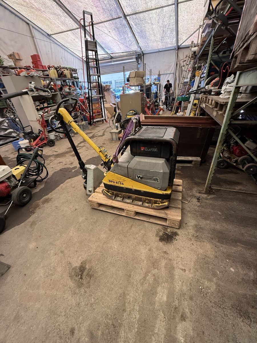 Wacker Neuson Alle Maschinen: Wacker Neuson DPU 6055 Rüttelplatte gebraucht – Gebraucht aus Fribourg von agho1