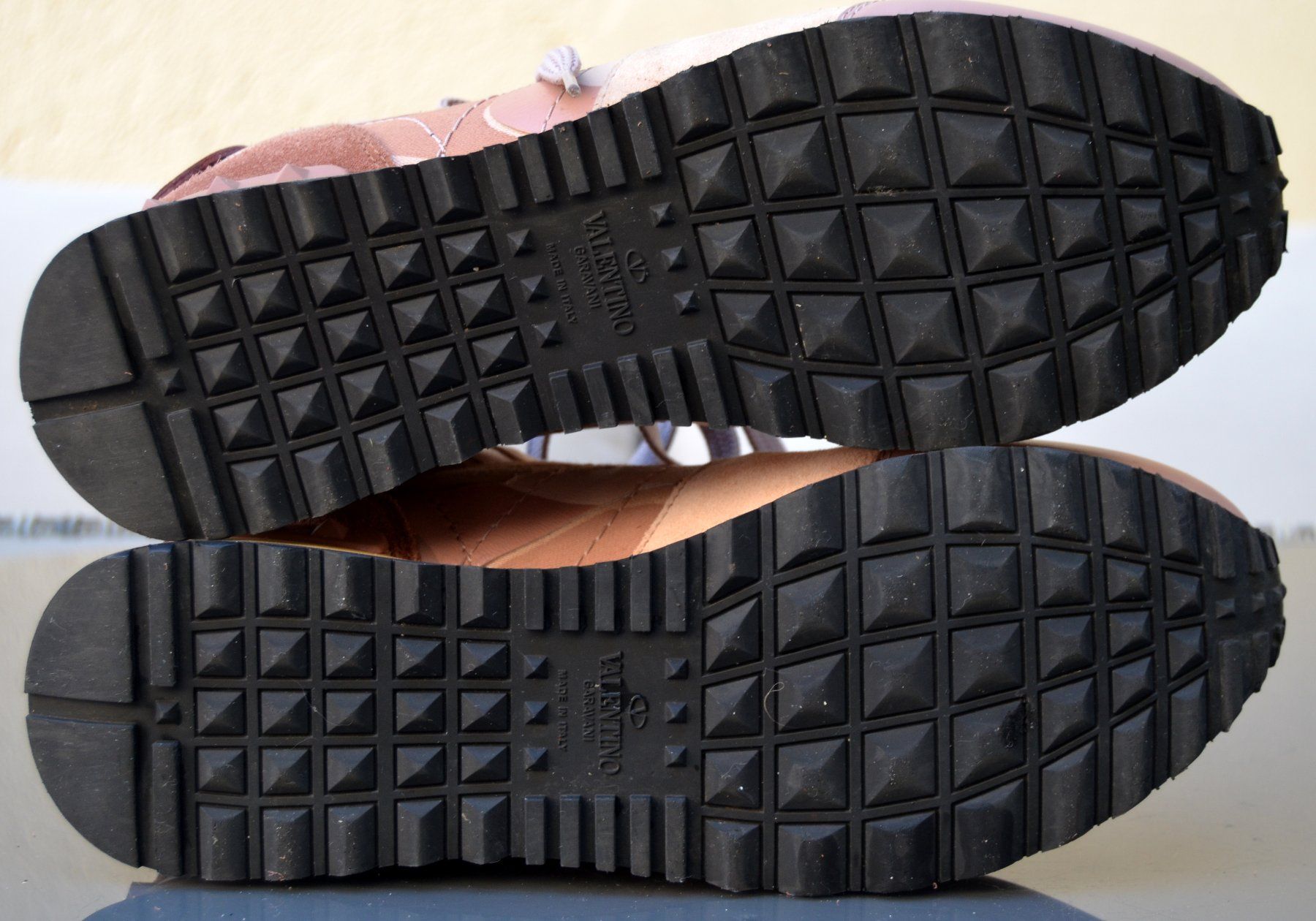 Valentino Scarpe da donna: Sneakers Valentino Rockstud. 38 – Usato da Collonges venduto da Auganien 7