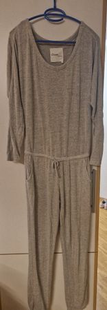 Pyjama combinaison gris taille S/M