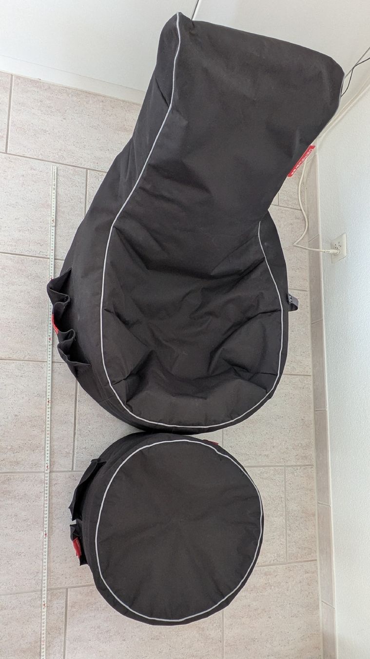 Poltrone: Gaming Sitzsack mit Hocker – Usato da Wettswil venduto da Taxi018 2