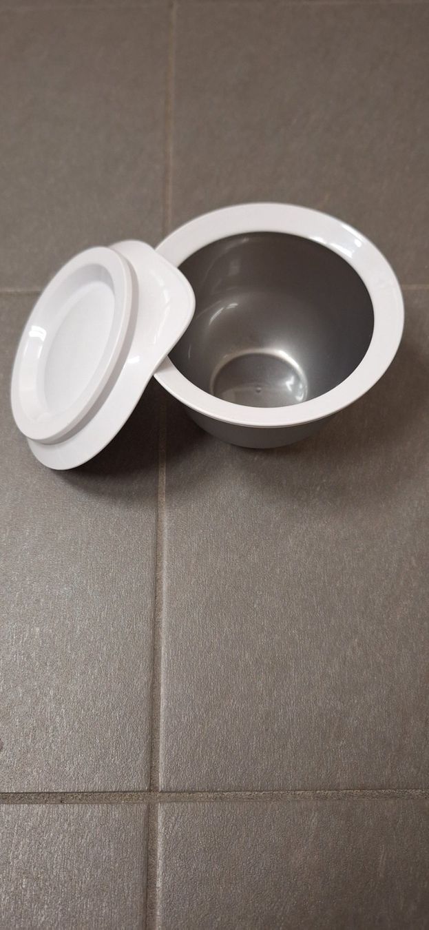Tupperware Contenitori & Simili: Tupperware, bol / Schüssel (550ml) – Nuovo e nell'imballaggio originale da Lussery-Villars venduto da pousinete02 1