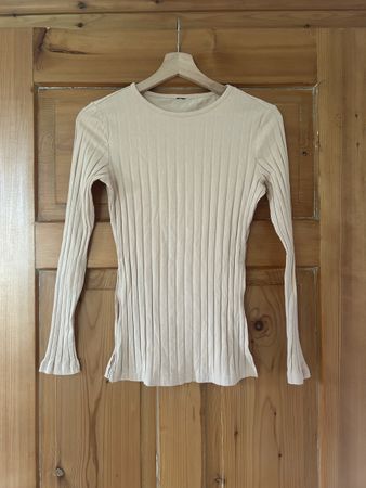 Trendiges Ripp-Shirt in Beige - Perfekt für den Sommer